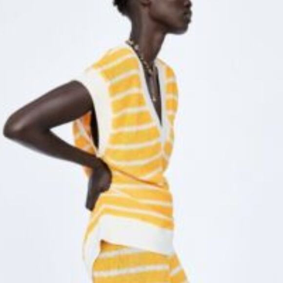 Zara Sweater Vest Oversized Striped Yellow Size Small NEW - Picture 5 of 11